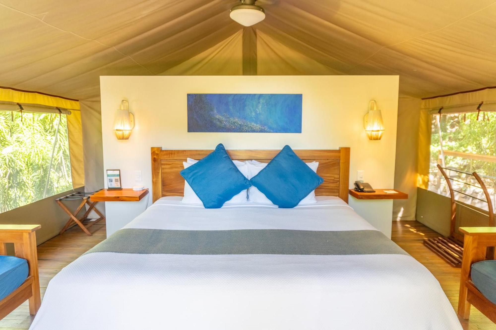 Isla Chiquita Glamping Hotel Paquera Szoba fotó